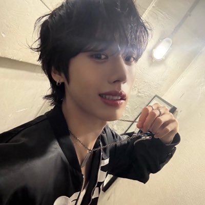 neongraveston's profile picture