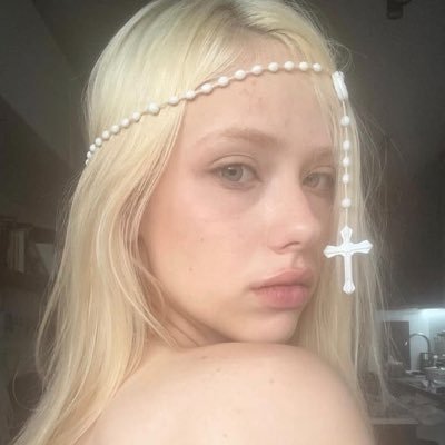 lilith 🦷's profile picture
