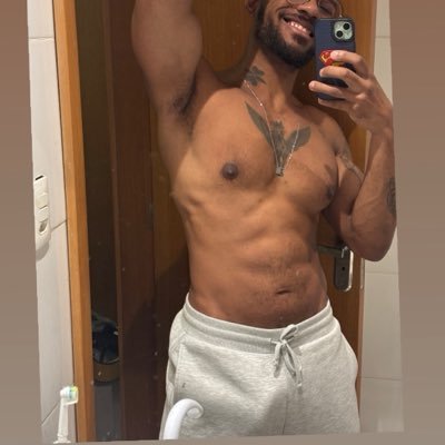 nerdmaromba_'s profile picture