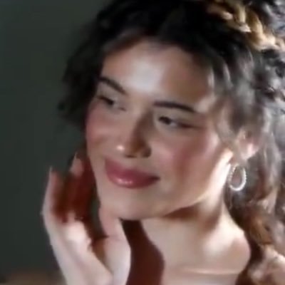 luna ROSALES 🌹's profile picture
