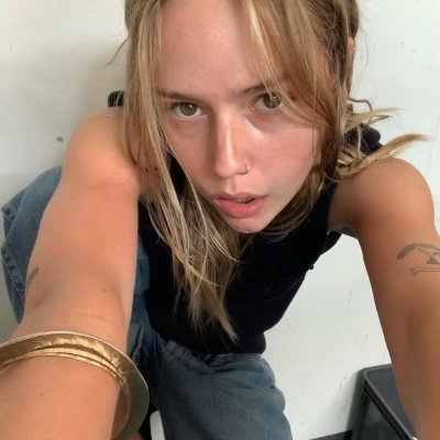 bellahaak11's profile picture