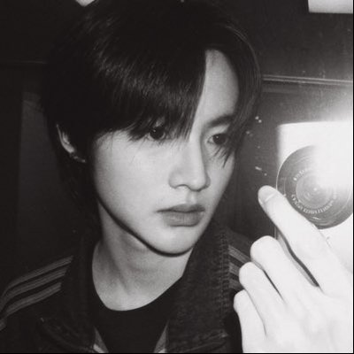 𓆟 ˚'s profile picture
