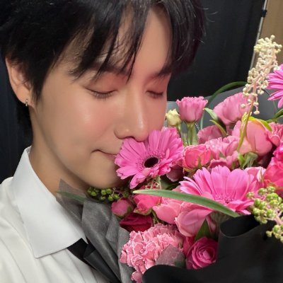 𝖩 𝖱𝖮𝖠𝖣.'s profile picture