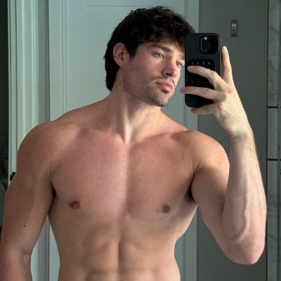 JohnJohnnyk11's profile picture