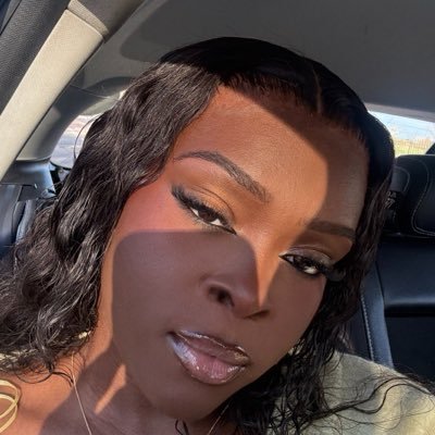 faavourr's profile picture