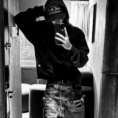 1's profile picture