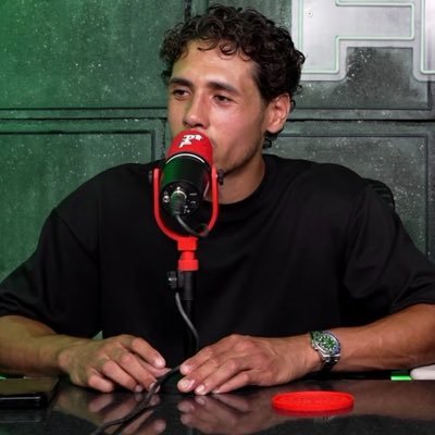 LouieFrederick_'s profile picture