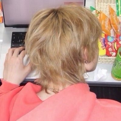yùméi𓇢𓆸𓍢ִ໋🌷͙֒'s profile picture
