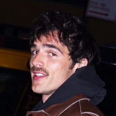 y2ksasha's profile picture
