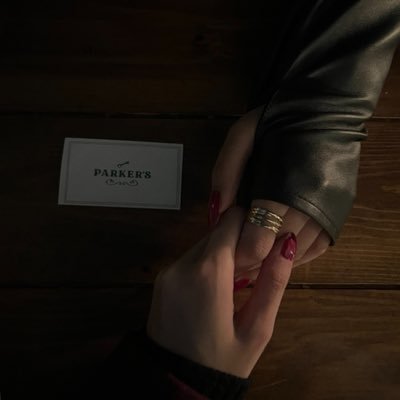 rxuia's profile picture