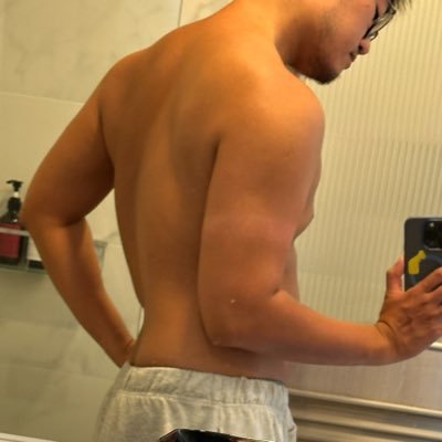 黑炭鱼不黑's profile picture