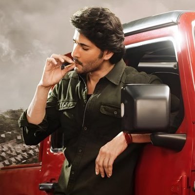 రమణగాడు🦁🔱's profile picture
