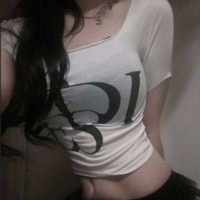 seralace's profile picture