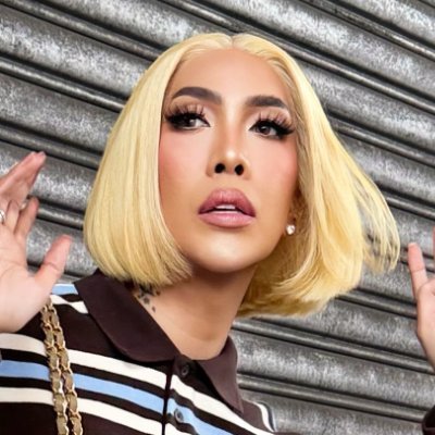 mic's profile picture
