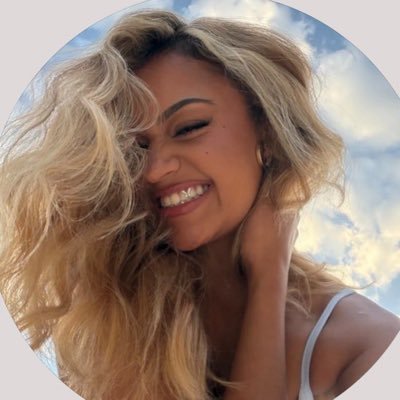 Rossana ❀'s profile picture