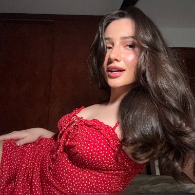 Queen Lola's profile picture