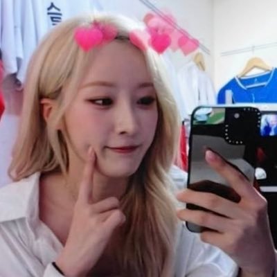 jenniespecs's profile picture