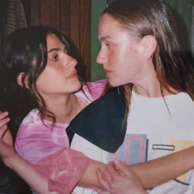 em 𓇢𓆸's profile picture