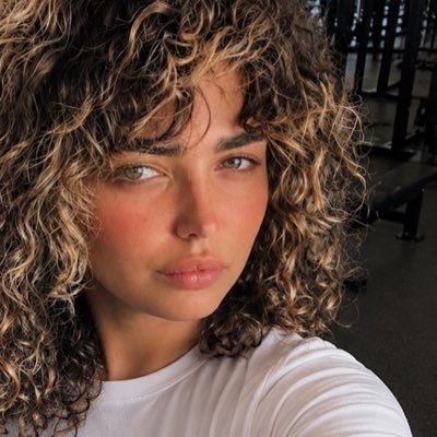 هدى عبدالعزيز's profile picture