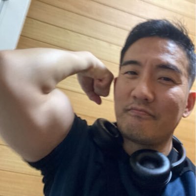 栗須's profile picture