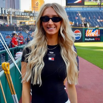 mackenziepflum's profile picture