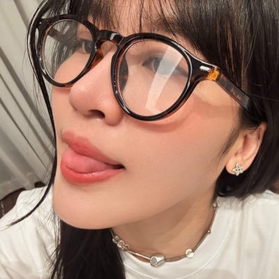 ᵖˡˢheda; jurídico pan εїɞ's profile picture