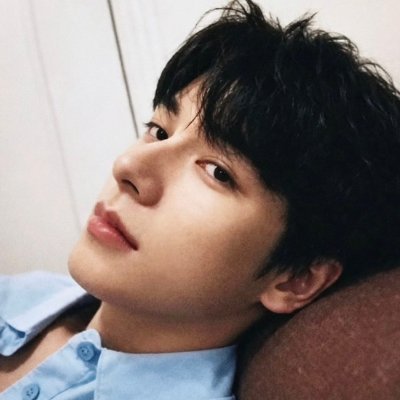 𝐧𝐚𝐲🍂's profile picture