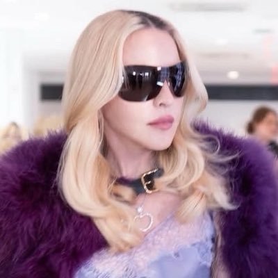 joanofarconna's profile picture