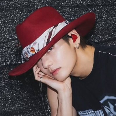 dani⁷ vió a bts's profile picture