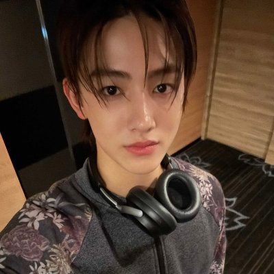 eomvinyl's profile picture