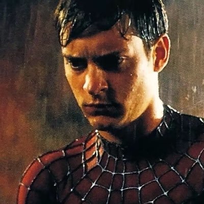 David_k_Harbour's profile picture