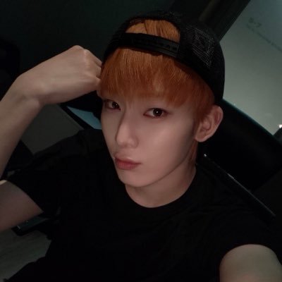 lia | VIU O ENHA-'s profile picture