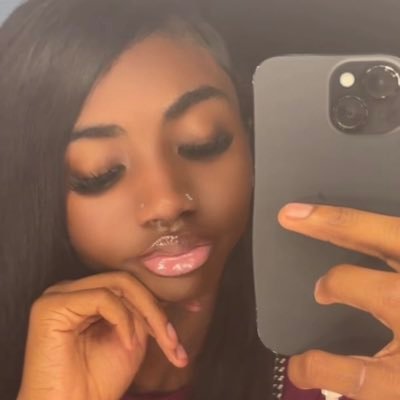 the mf president🫧's profile picture