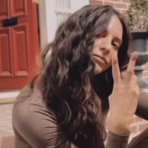 lorena's profile picture