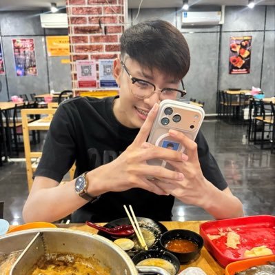 หลง เปา🎭's profile picture