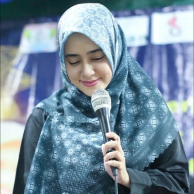 UstadzahRahma12's profile picture