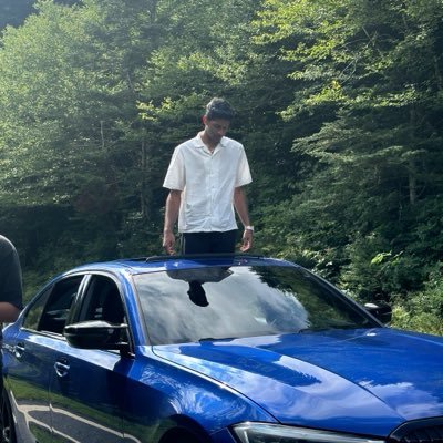 AmoonsWorld's profile picture