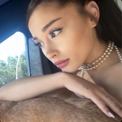 g's profile picture