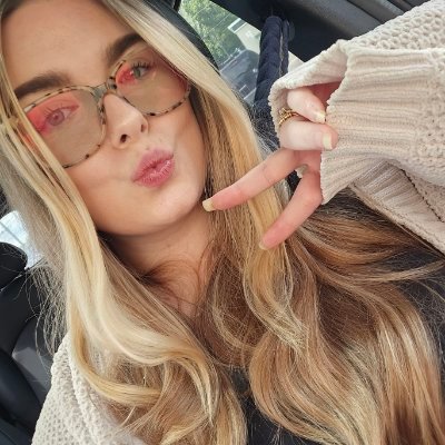 Lahna 🌸's profile picture