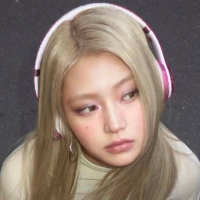 𝐬's profile picture