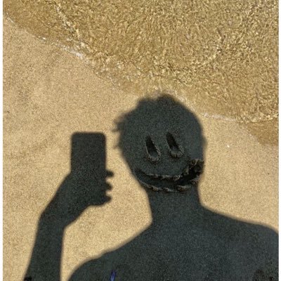 8j2x4e's profile picture