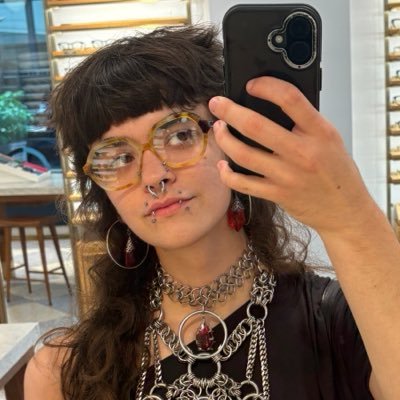 julio ointment's profile picture