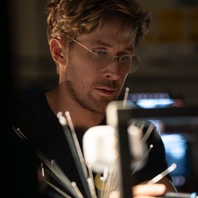 veeislost's profile picture