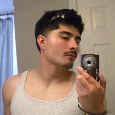 ezra's profile picture