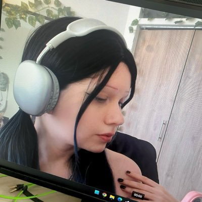 estrogenada's profile picture