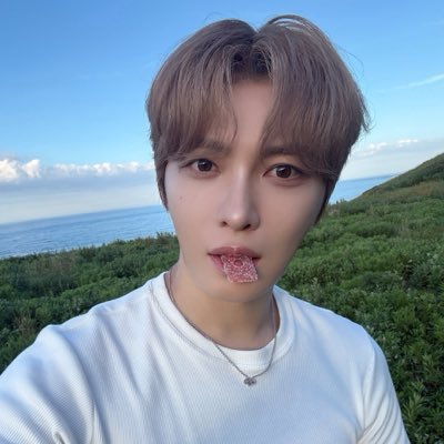 bornfreeonekiss's profile picture