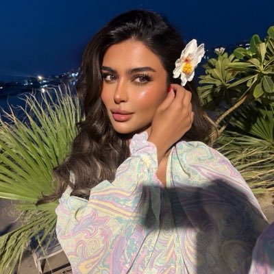 مريم الشريدة's profile picture