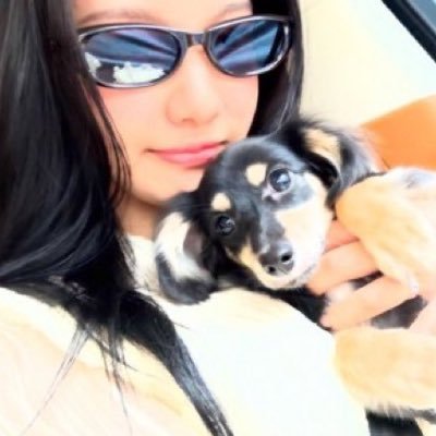 imnotbloomy's profile picture