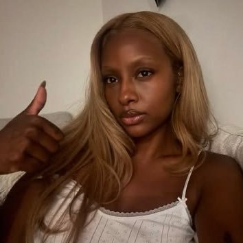 alritina's profile picture