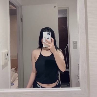 Nhi's profile picture